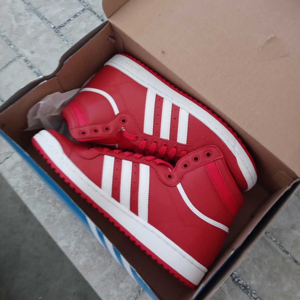 Mens Adidas high tops